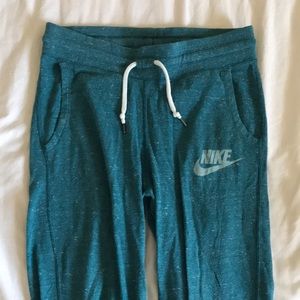 Nike Joggers in Heathered Turquoise / Teal